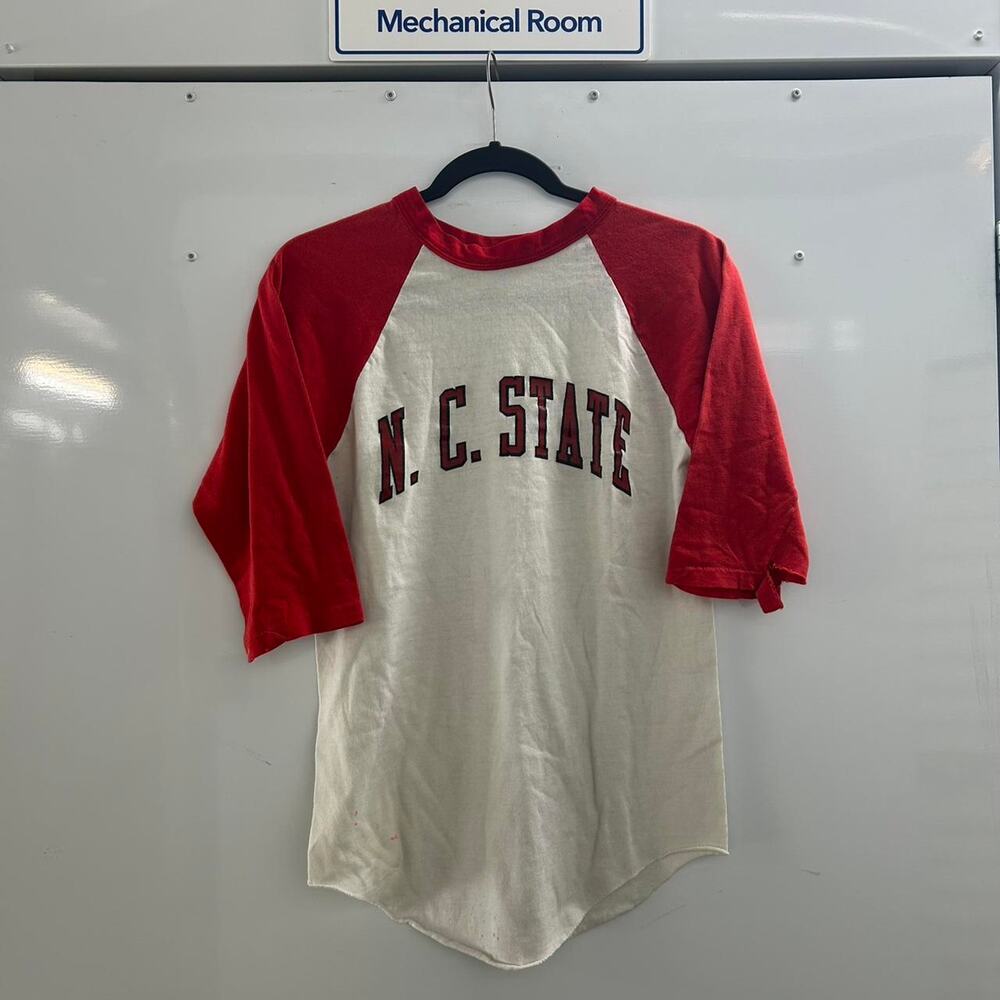 VTG 70s NC State Raleigh baseball tee